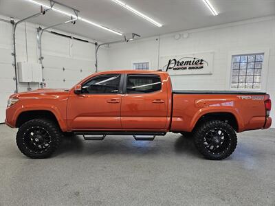 2016 Toyota Tacoma TRD Sport   - Photo 8 - Spring City, PA 19475