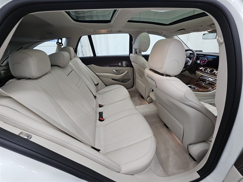 2019 Mercedes-Benz E 450 4MATIC 13