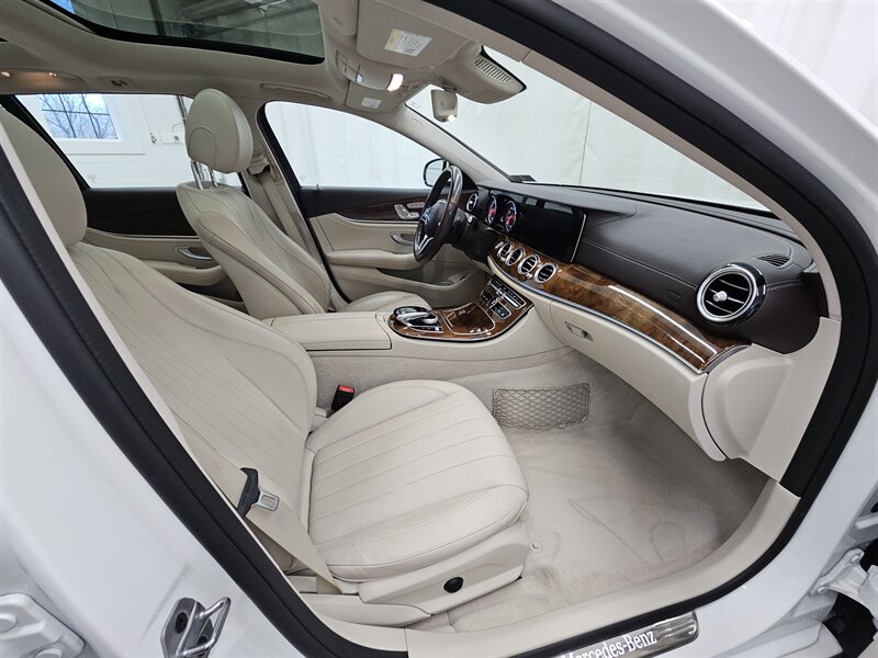 2019 Mercedes-Benz E 450 4MATIC 12