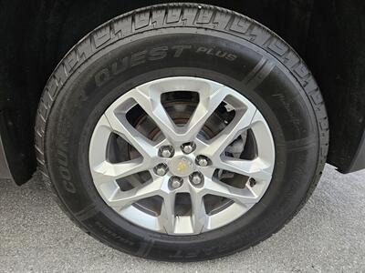 2020 Chevrolet Traverse LT Leather   - Photo 17 - Spring City, PA 19475