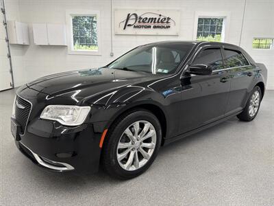 2017 Chrysler 300 Series Limited Sedan