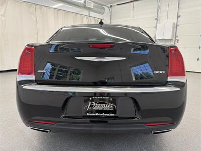 2017 Chrysler 300 Series Limited - Photo 6 - Spring City, PA 19475