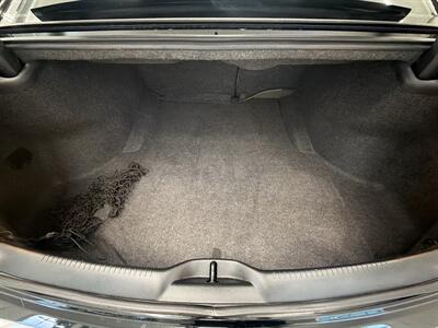 2017 Chrysler 300 Series Limited - Photo 15 - Spring City, PA 19475