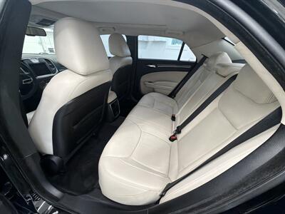 2017 Chrysler 300 Series Limited - Photo 12 - Spring City, PA 19475
