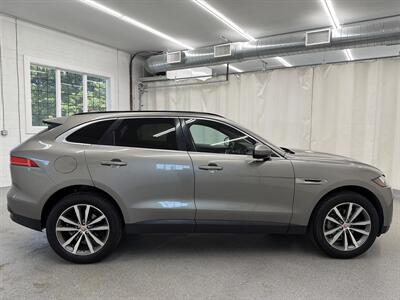 2019 Jaguar F-PACE 30t Prestige - Photo 4 - Spring City, PA 19475