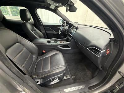 2019 Jaguar F-PACE 30t Prestige - Photo 12 - Spring City, PA 19475