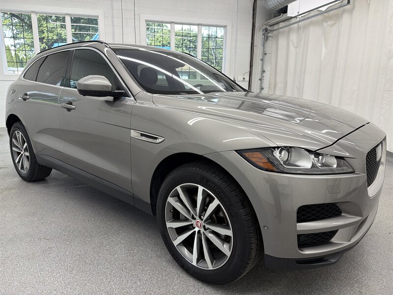2019 Jaguar F-PACE 30t Prestige 3