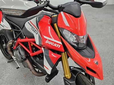 2022 Ducati Hypermotard 950 SP   - Photo 8 - Spring City, PA 19475