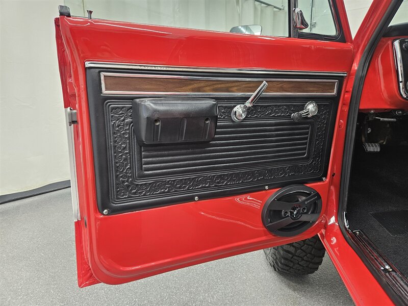 1971 Chevrolet K5 Blazer 16