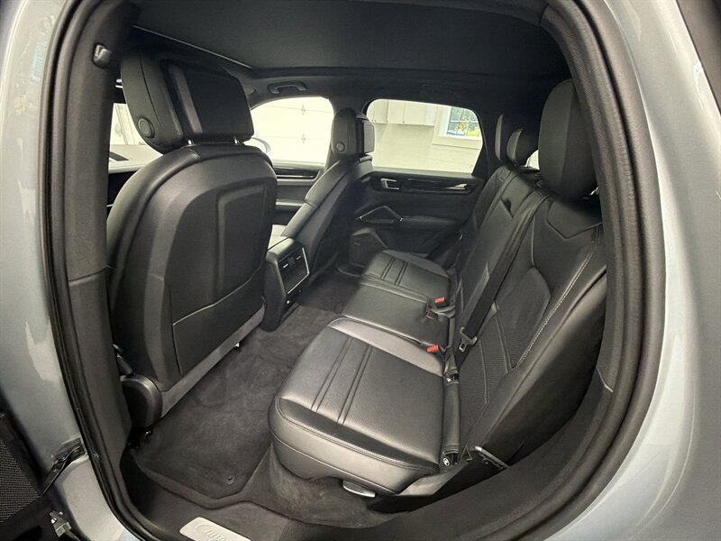 2020 Porsche Cayenne 12