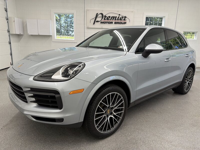 2020 Porsche Cayenne -'s photo