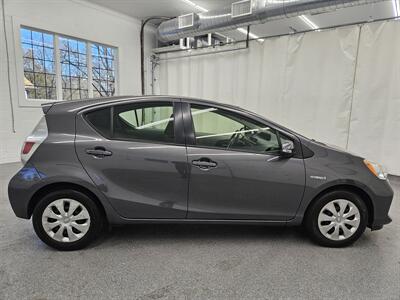 2014 Toyota Prius c One   - Photo 4 - Spring City, PA 19475