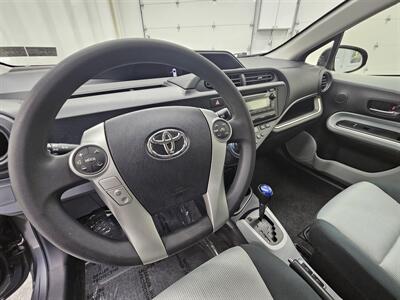 2014 Toyota Prius c One   - Photo 10 - Spring City, PA 19475