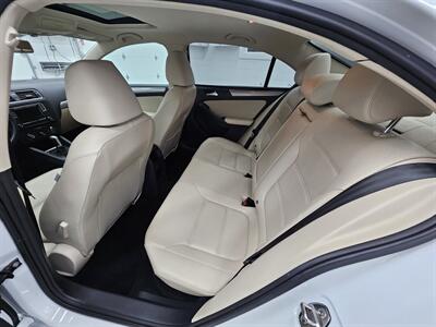 2017 Volkswagen Jetta 1.4T SE   - Photo 12 - Spring City, PA 19475