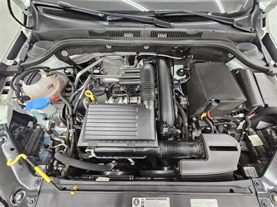 2017 Volkswagen Jetta 1.4T SE   - Photo 9 - Spring City, PA 19475
