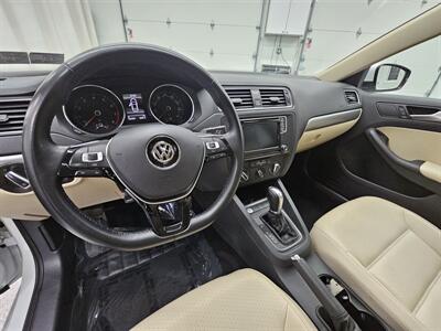 2017 Volkswagen Jetta 1.4T SE   - Photo 11 - Spring City, PA 19475