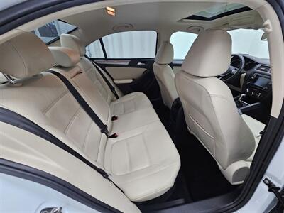 2017 Volkswagen Jetta 1.4T SE   - Photo 14 - Spring City, PA 19475