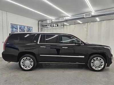 2016 Cadillac Escalade ESV Platinum   - Photo 4 - Spring City, PA 19475