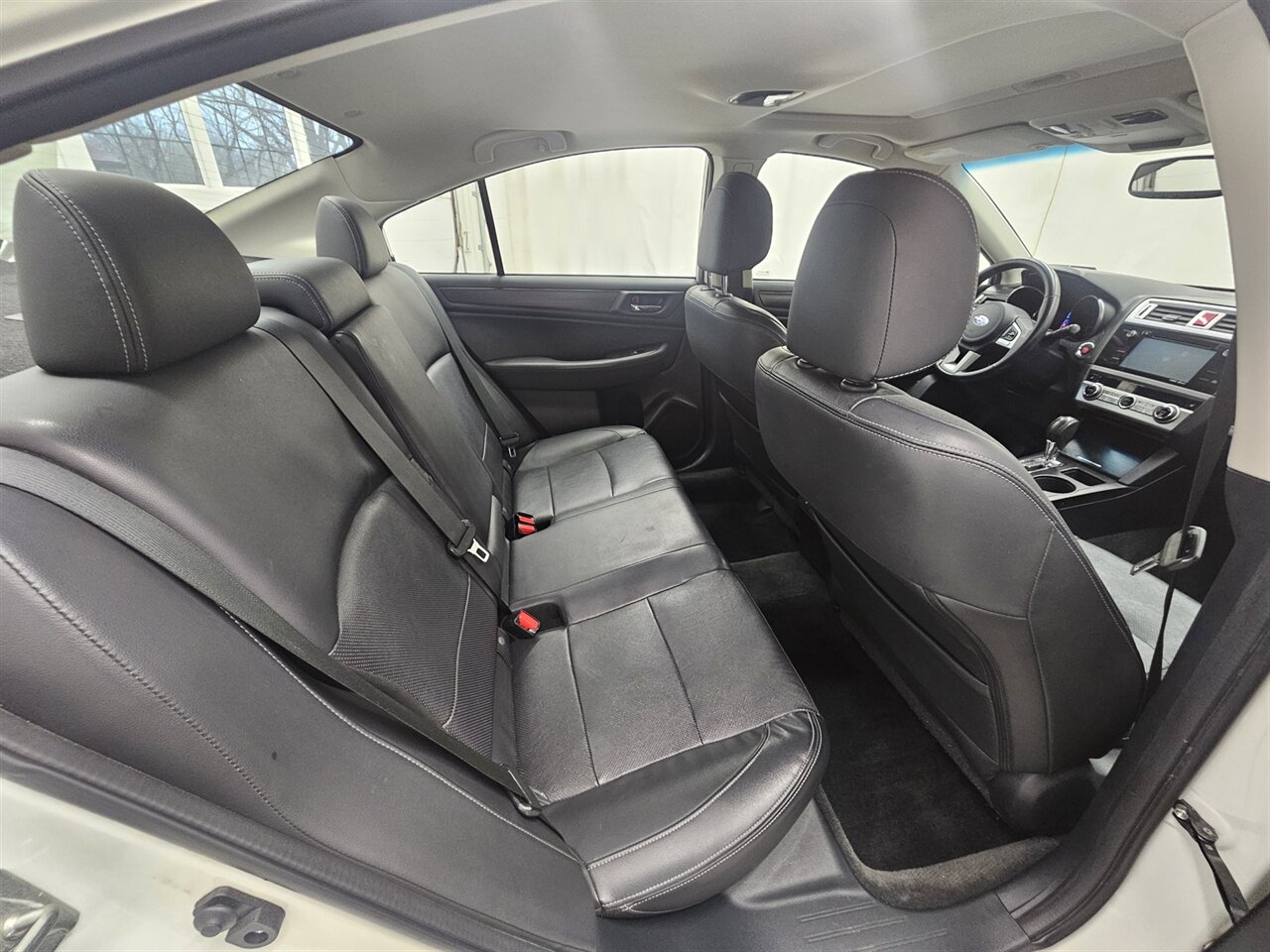 2015 Subaru Legacy 2.5i Limited   - Photo 15 - Spring City, PA 19475