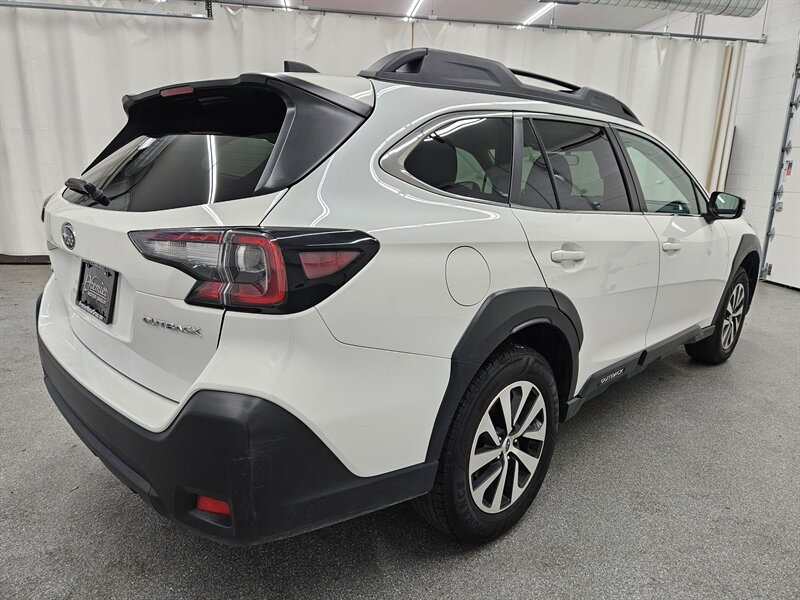 2024 Subaru Outback Premium photo 4