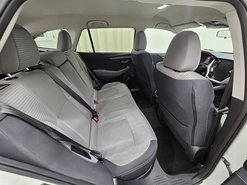 2024 Subaru Outback Premium photo 10