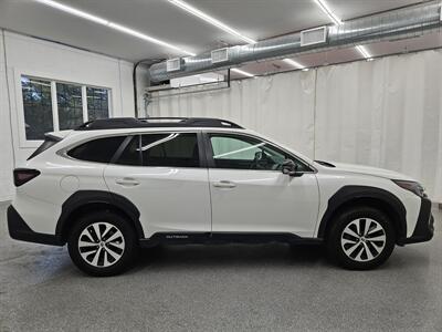 2024 Subaru Outback Premium - Photo 4 - Spring City, PA 19475