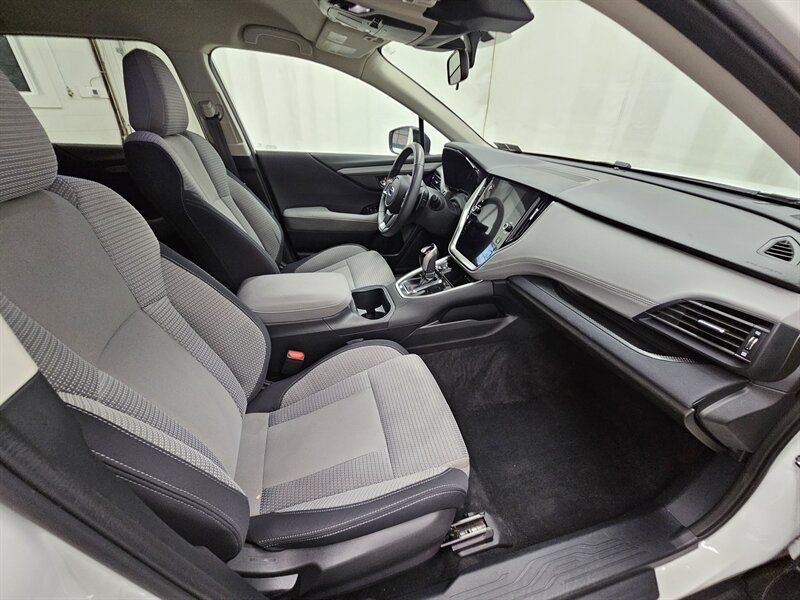 2024 Subaru Outback Premium photo 8