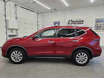 2017 Nissan Rogue SV   - Photo 8 - Spring City, PA 19475