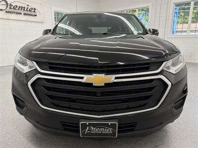 2019 Chevrolet Traverse LS   - Photo 2 - Spring City, PA 19475