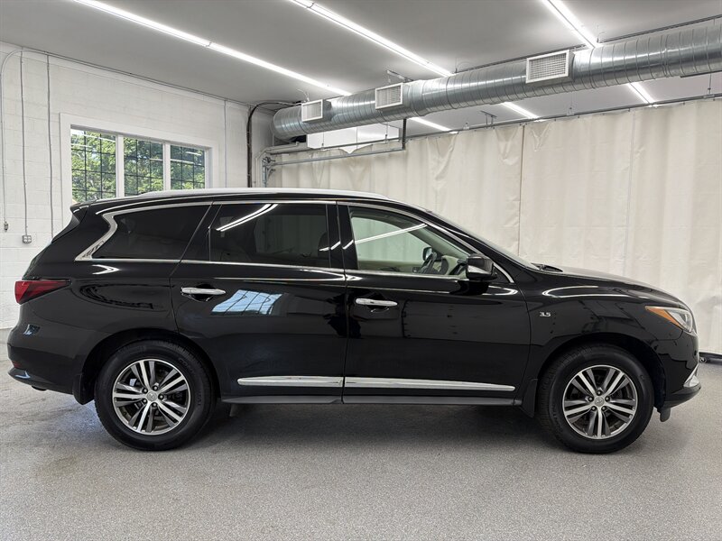 2020 INFINITI QX60 Luxe 4