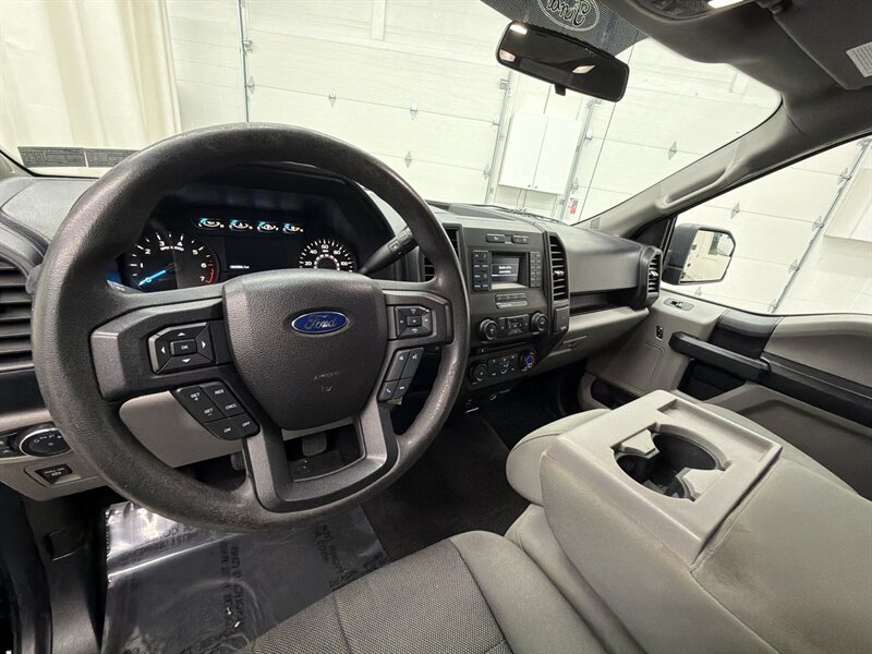 2016 Ford F-150 XL 10
