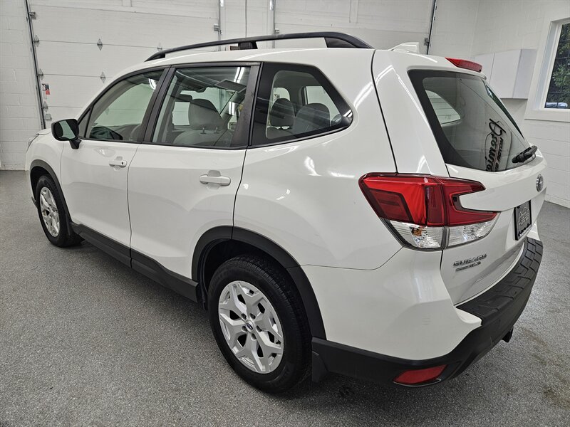 2021 Subaru Forester Base photo 7