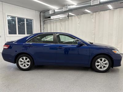 2011 Toyota Camry LE - Photo 4 - Spring City, PA 19475