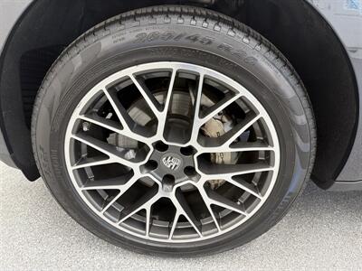 2017 Porsche Macan S   - Photo 16 - Spring City, PA 19475
