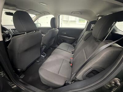2018 Honda HR-V LX - Photo 12 - Spring City, PA 19475