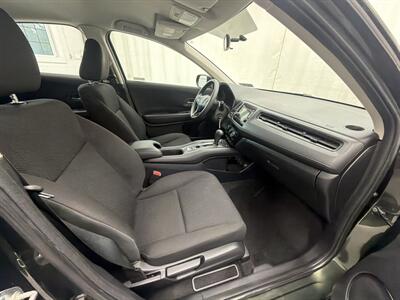 2018 Honda HR-V LX - Photo 13 - Spring City, PA 19475