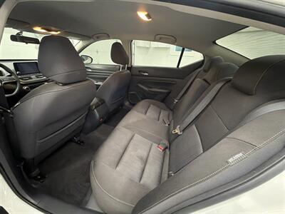 2020 Nissan Altima 2.5 S - Photo 12 - Spring City, PA 19475