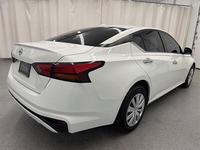 2020 Nissan Altima 2.5 S - Photo 5 - Spring City, PA 19475