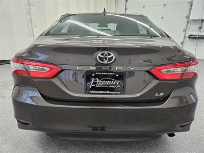 2020 Toyota Camry LE   - Photo 6 - Spring City, PA 19475