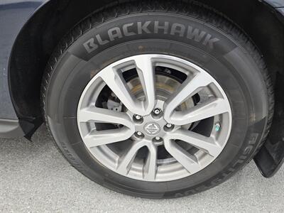2015 Nissan Pathfinder SL   - Photo 16 - Spring City, PA 19475