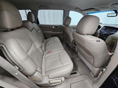 2015 Nissan Pathfinder SL   - Photo 13 - Spring City, PA 19475