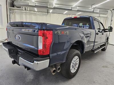 2017 Ford F-250 XLT   - Photo 5 - Spring City, PA 19475