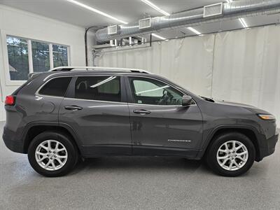 2017 Jeep Cherokee Latitude   - Photo 4 - Spring City, PA 19475
