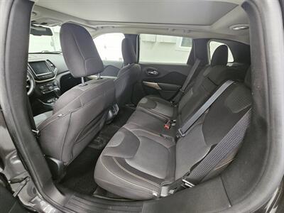 2017 Jeep Cherokee Latitude   - Photo 12 - Spring City, PA 19475