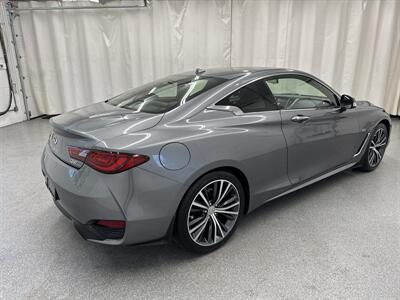 2017 INFINITI Q60 2.0T - Photo 5 - Spring City, PA 19475