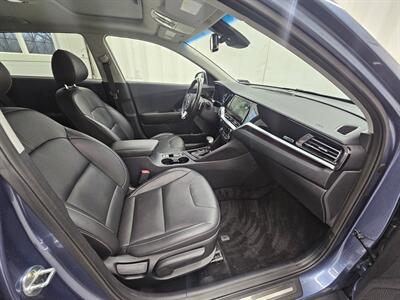 2020 Kia Niro Plug-In Hybrid EX Premium   - Photo 13 - Spring City, PA 19475