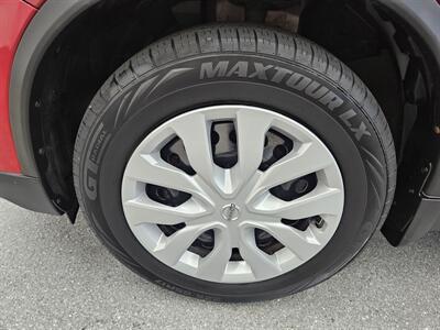 2017 Nissan Rogue SV   - Photo 15 - Spring City, PA 19475