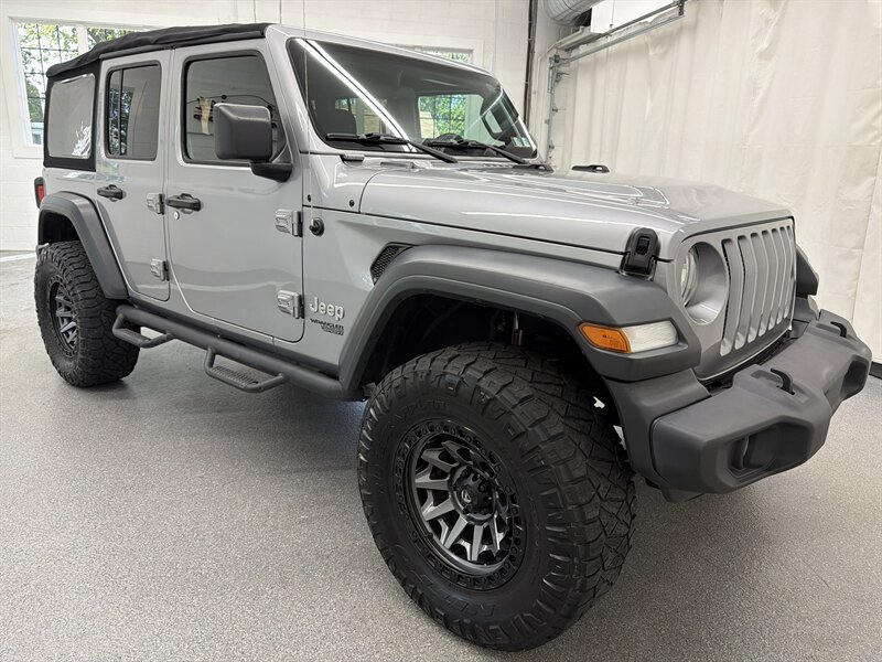 2018 Jeep Wrangler Sport S 3