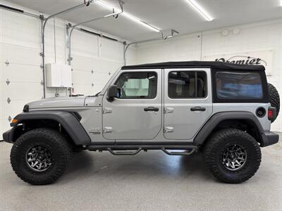 2018 Jeep Wrangler Sport S - Photo 8 - Spring City, PA 19475