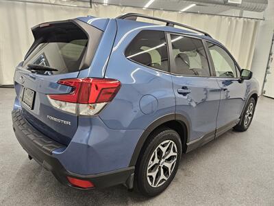 2019 Subaru Forester Premium   - Photo 5 - Spring City, PA 19475